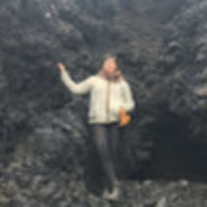 Meet your Posher, Risa